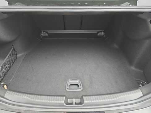 Used 2025 Mercedes-Benz C 300 Sedan image 12