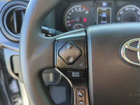 Used 2022 Toyota Tacoma SR image 14
