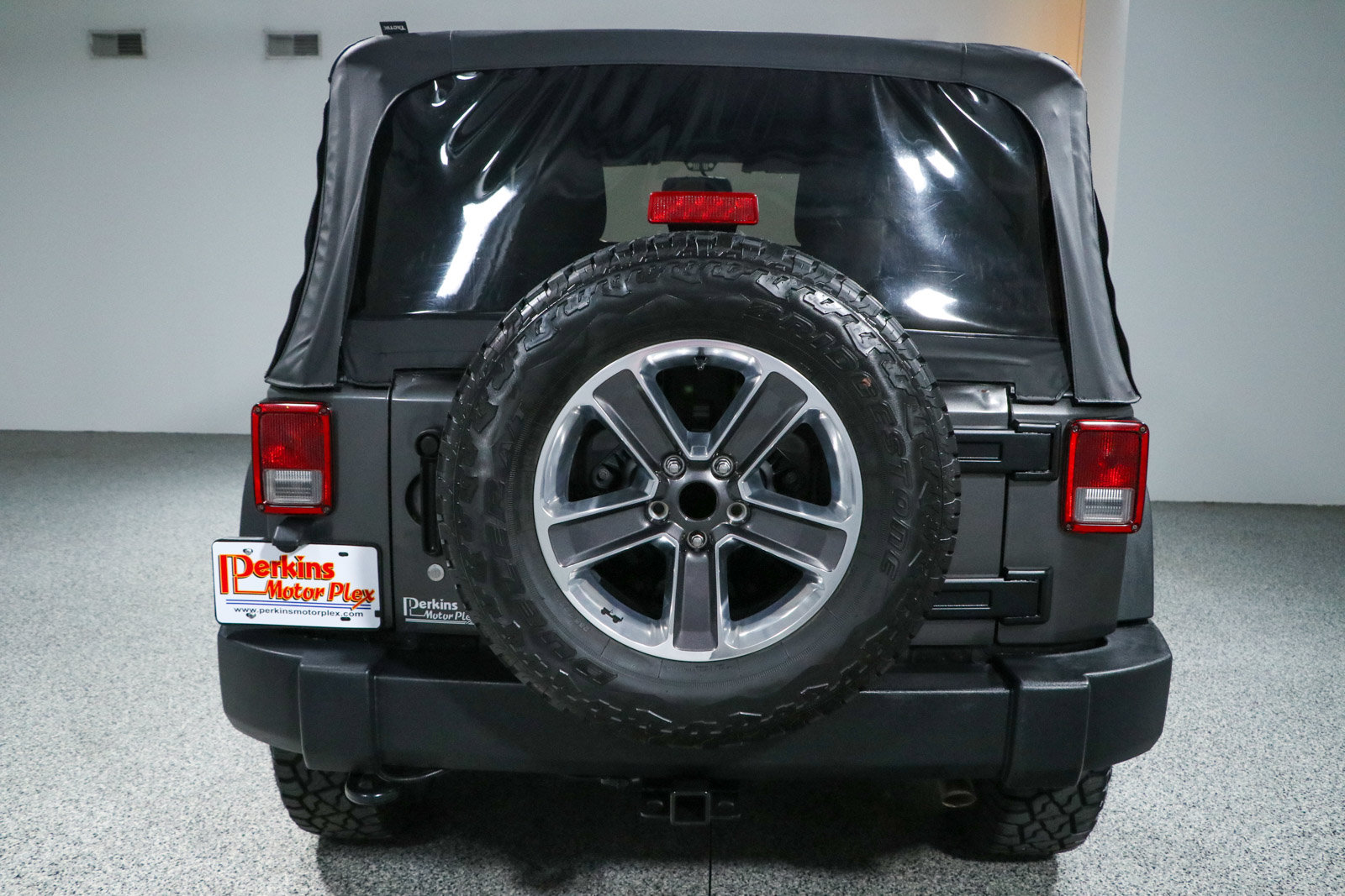 Used 2018 Jeep Wrangler Sport AWD/4WD image 8