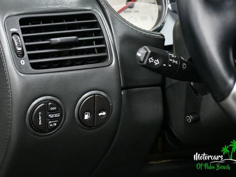 Used 2006 Aston Martin Vanquish S RWD image 42