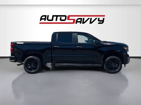 Used 2025 Chevrolet Silverado 1500 Custom Trail Boss w/ Turbomax Blackout Package AWD/4WD image 8