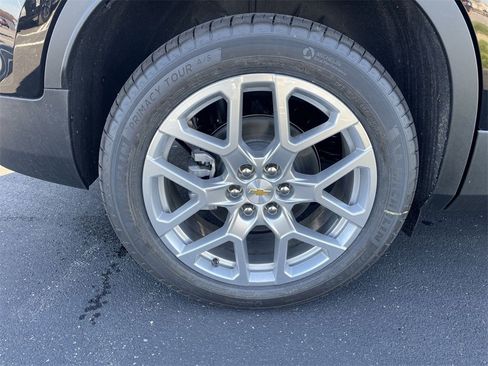 New 2025 Chevrolet Blazer LT w/ Convenience Package image 34