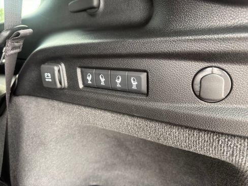 Used 2021 Jeep Grand Cherokee L Overland w/ Advanced Protech Group III AWD/4WD image 47