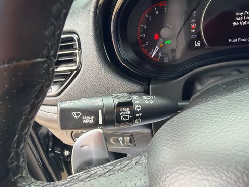 Used 2022 Dodge Durango GT AWD/4WD image 25