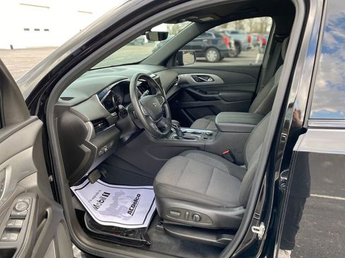 Used 2023 Chevrolet Traverse LT FWD image 22
