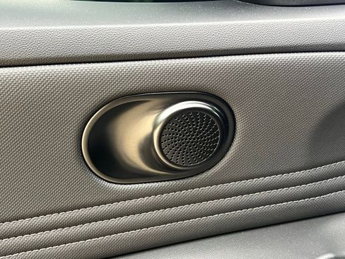 Certified 2025 Hyundai Elantra Sport FWD image 23