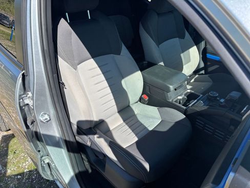 Used 2025 Toyota Tacoma TRD Off-Road image 37