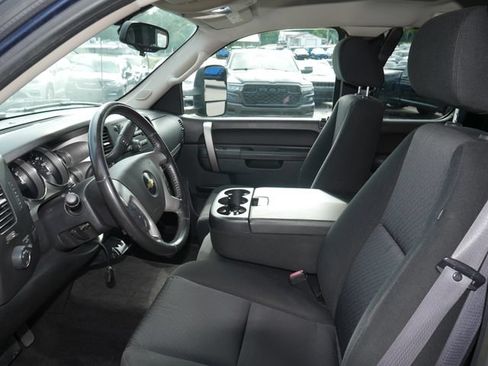 Used 2011 Chevrolet Silverado 1500 LT w/ All-Star Edition AWD/4WD image 2