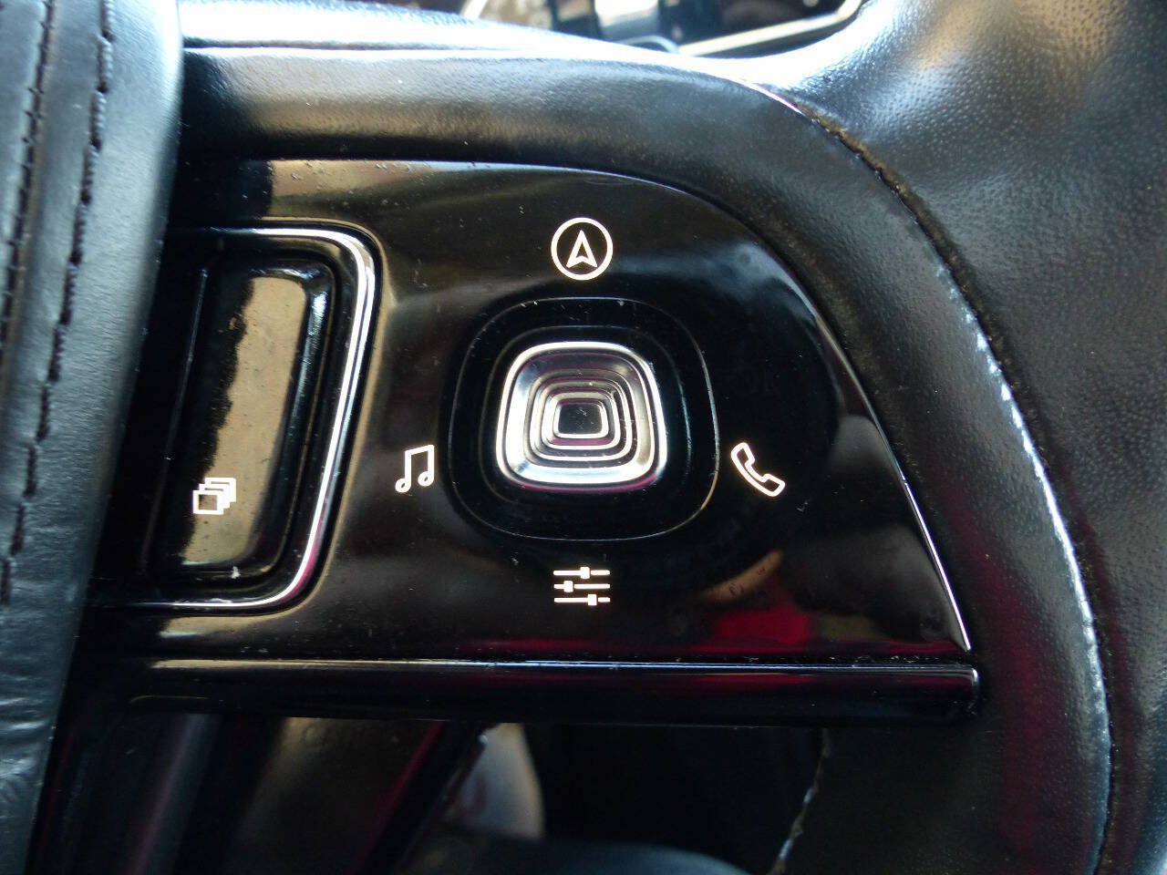 Used 2020 Lincoln Aviator Reserve w/ Equipment Group 201A AWD/4WD image 24