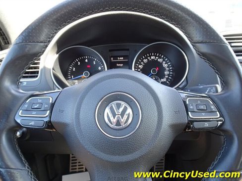 Used 2013 Volkswagen Golf 4-Door AWD/4WD image 20