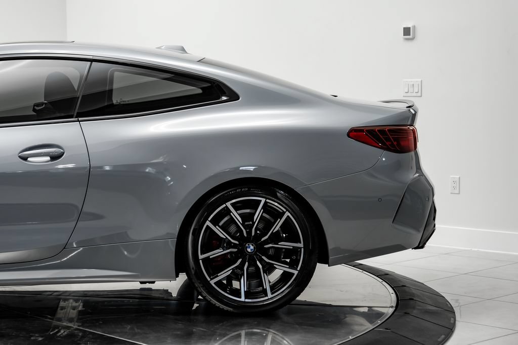 Used 2025 BMW M440i Coupe w/ Premium Package RWD image 15