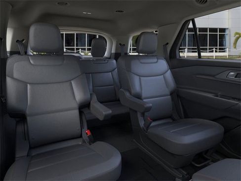 New 2025 Ford Explorer Active w/ Active Comfort Package image 11