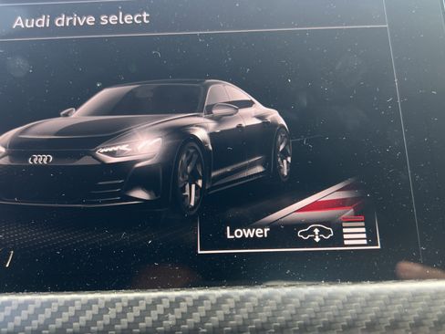 Used 2023 Audi RS e-tron GT w/ Carbon Performance Package image 15