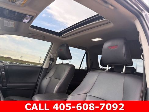 Used 2020 Toyota 4Runner TRD Off-Road Premium w/ Moonroof Package AWD/4WD image 10