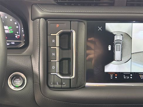 Used 2024 GMC Yukon XL Denali w/ Advanced Technology Package AWD/4WD image 16