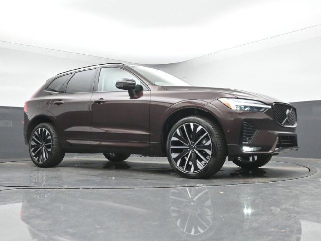 New 2026 Volvo XC60 B5 Ultra w/ Climate Package AWD/4WD image 38
