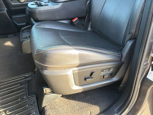 Used 2018 RAM 3500 Laramie image 95