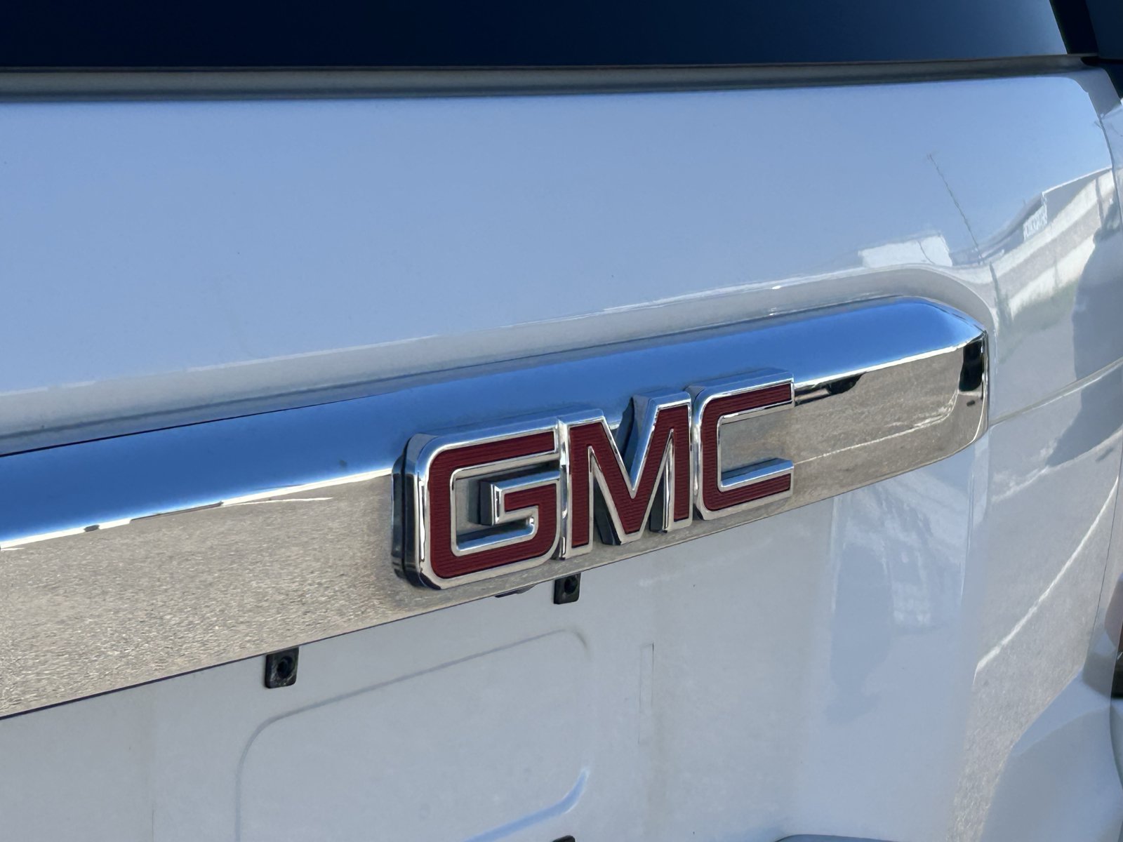 Used 2017 GMC Yukon Denali w/ Open Road Package AWD/4WD image 9