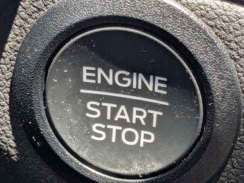 Used 2025 Ford Escape ST-Line AWD/4WD image 37