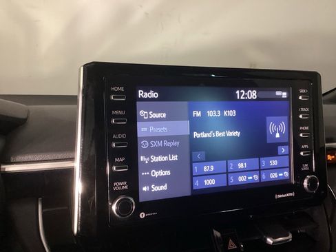 Used 2021 Toyota Corolla SE image 14