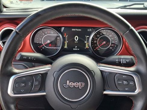 Used 2021 Jeep Wrangler Unlimited Rubicon AWD/4WD image 19