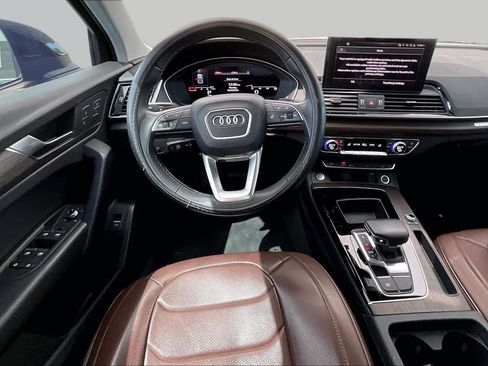 Used 2025 Audi Q5 2.0T Premium w/ Convenience Plus Package AWD/4WD image 6