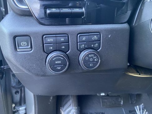 Used 2024 Chevrolet Silverado 1500 High Country w/ Technology Package image 26