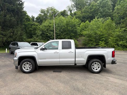 Used 2019 GMC Sierra 1500 SLE w/ SLE Value Package AWD/4WD image 6