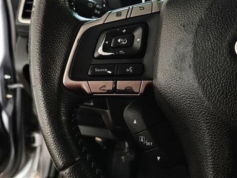 Used 2015 Subaru Crosstrek 2.0i Limited image 12