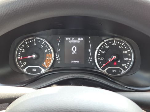Used 2022 Jeep Renegade Sport w/ Sport Appearance Group FWD image 32