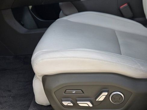 Certified 2025 Hyundai Santa Fe Calligraphy image 25