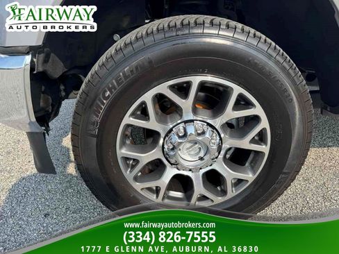 Used 2021 Ford F250 Lariat w/ Lariat Ultimate Package AWD/4WD image 30