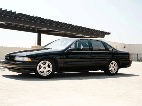 Used 1996 Chevrolet Impala SS image 3