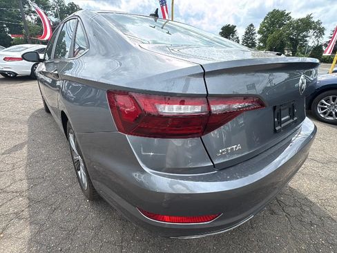 Used 2020 Volkswagen Jetta R-Line w/ R-Line Cold Weather Package FWD image 7