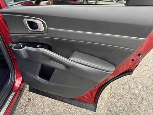 Certified 2023 Kia Sorento SX image 16