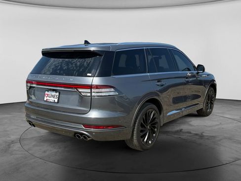 Used 2021 Lincoln Aviator Reserve w/ Equipment Group 208A AWD/4WD image 10