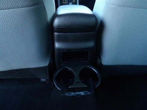 Used 2016 Toyota Corolla image 15