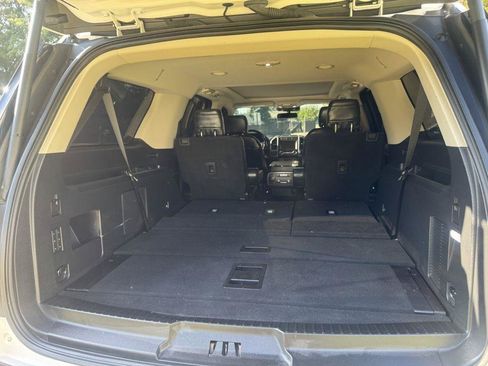Used 2019 Ford Expedition Max Platinum AWD/4WD image 31