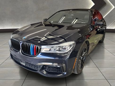Used 2018 BMW 750i xDrive AWD/4WD image 7