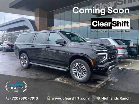 Used 2025 Chevrolet Suburban Z71 AWD/4WD image 1