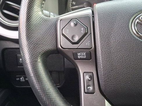 Certified 2021 Toyota Tacoma TRD Off-Road image 19