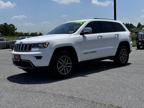 Used 2019 Jeep Grand Cherokee Limited AWD/4WD image 2