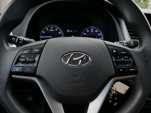 Used 2017 Hyundai Tucson SE FWD image 25