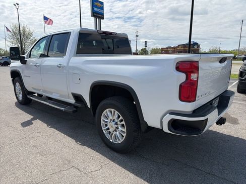 Used 2022 Chevrolet Silverado 2500 High Country AWD/4WD image 4