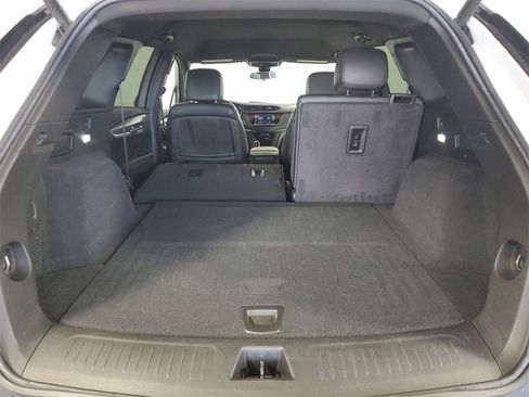 Used 2023 Cadillac XT5 Luxury image 22