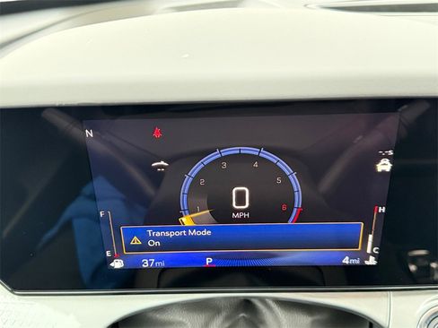 New 2026 Chevrolet Trax LT w/ Sunroof Package image 13