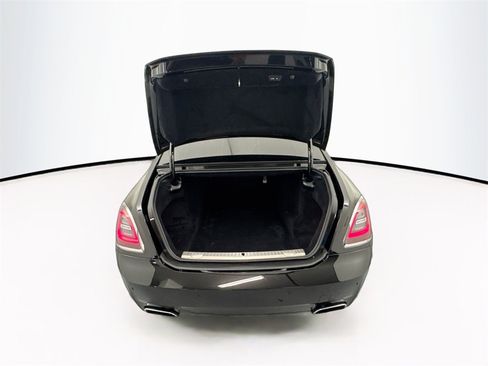 Used 2022 Rolls-Royce Ghost image 29
