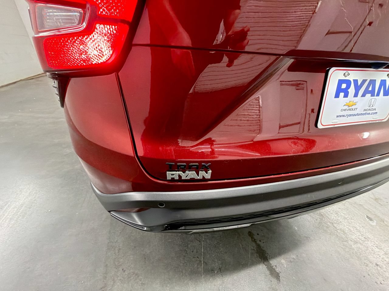 Certified 2025 Chevrolet Trax RS w/ Sunroof Package FWD image 29
