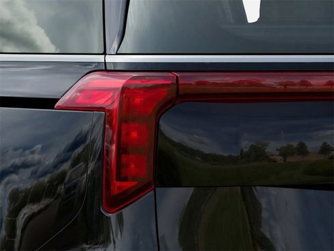 New 2026 Kia Carnival SX image 11