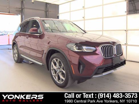 Used 2022 BMW X3 xDrive30i w/ Convenience Package AWD/4WD image 2